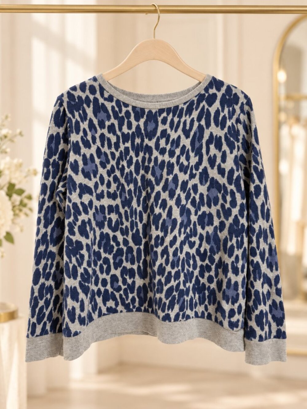 Liz Claiborne Blue Leopard Animal Print Cotton Sweatshirt Pullover M